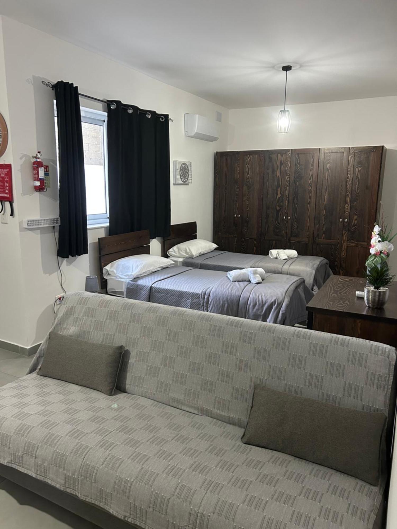 St Gaetans Studio Apartment 6A Hamrun Buitenkant foto